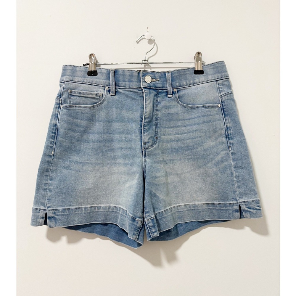 White House Black Market Denim Shorts Womens Size 6 Light Blue Stretch Casual